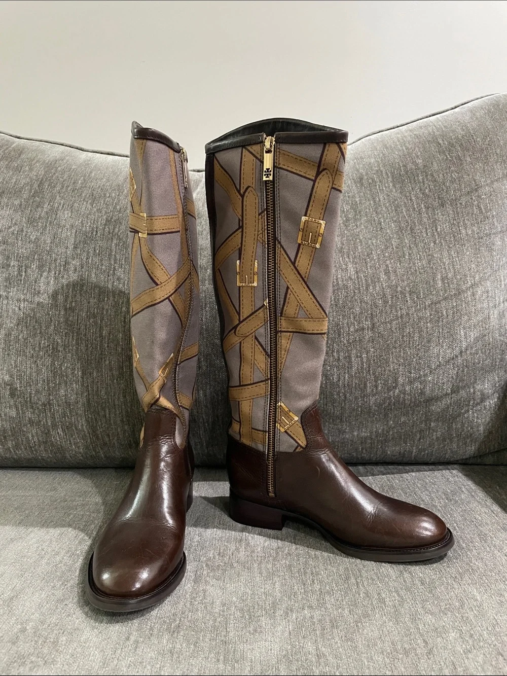 Tory Burch FELIX Riding Boots Brown Leather Equestrian Print Fabric Zip Size 5